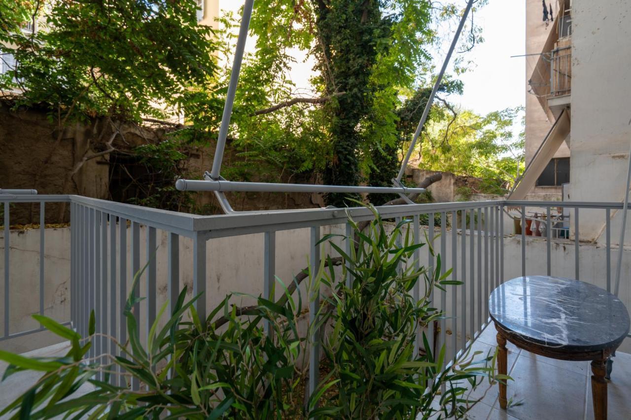 Charming Two Bedrooms Apartment Walk To Acropolis Атина Екстериор снимка