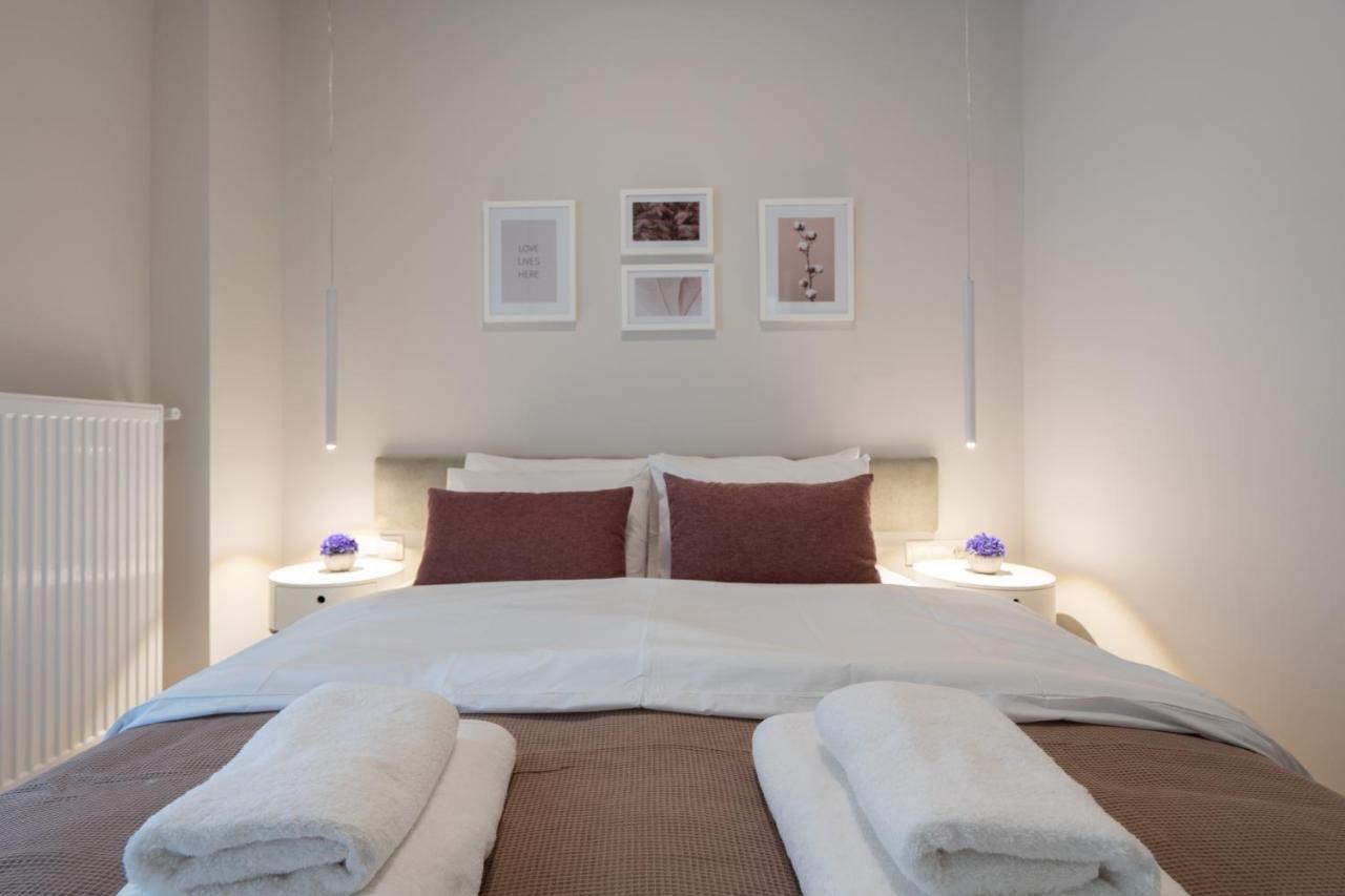 Charming Two Bedrooms Apartment Walk To Acropolis Атина Екстериор снимка