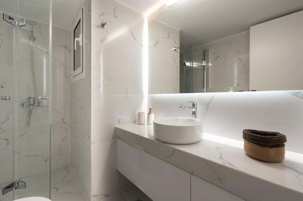 Charming Two Bedrooms Apartment Walk To Acropolis Атина Екстериор снимка
