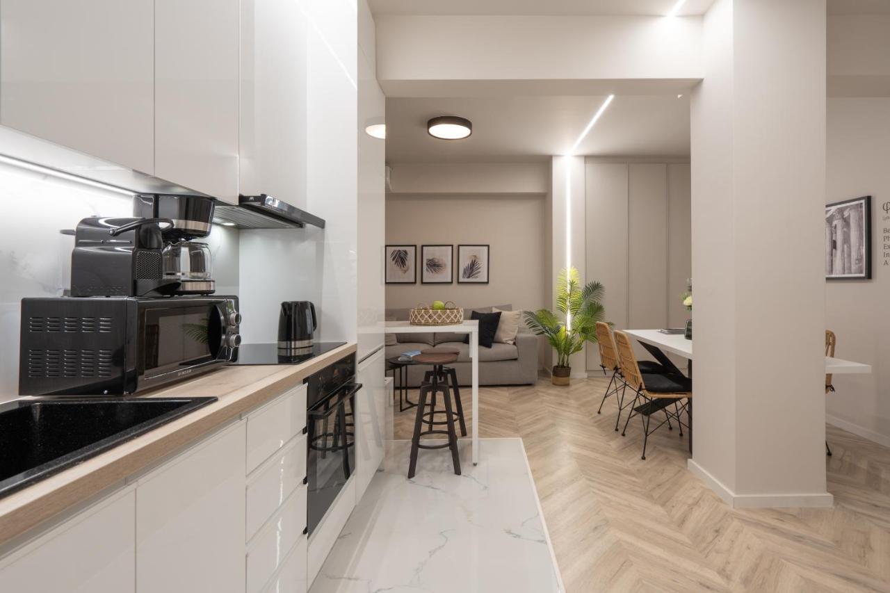Charming Two Bedrooms Apartment Walk To Acropolis Атина Екстериор снимка